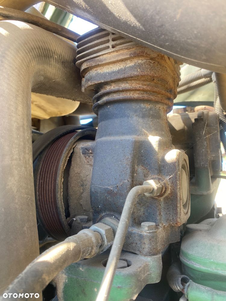 KOMPLETNA PNEUMATYKA JOHN DEERE 6520, 6620, 6820, 6920