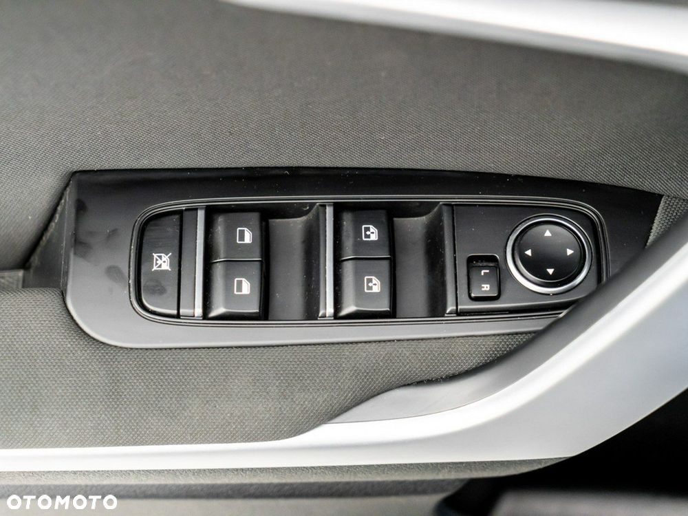 Kia Ceed 1.5 T-GDI M - 17