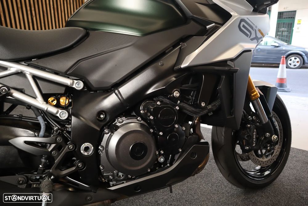 Suzuki GSX GSX 1000 GX - 18