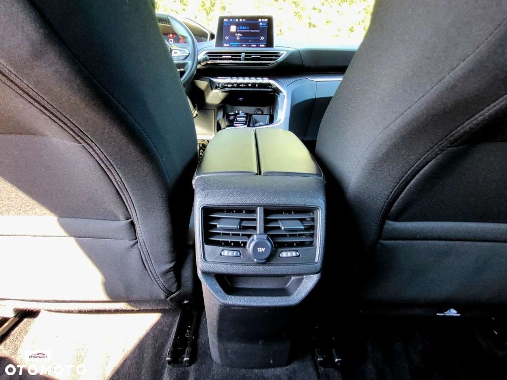 Peugeot 3008 - 27