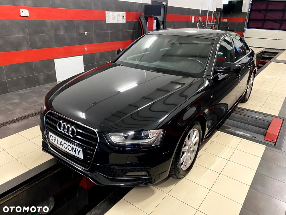Audi A4 Limousine 1.8 TFSI quattro S line Sportpaket - 2