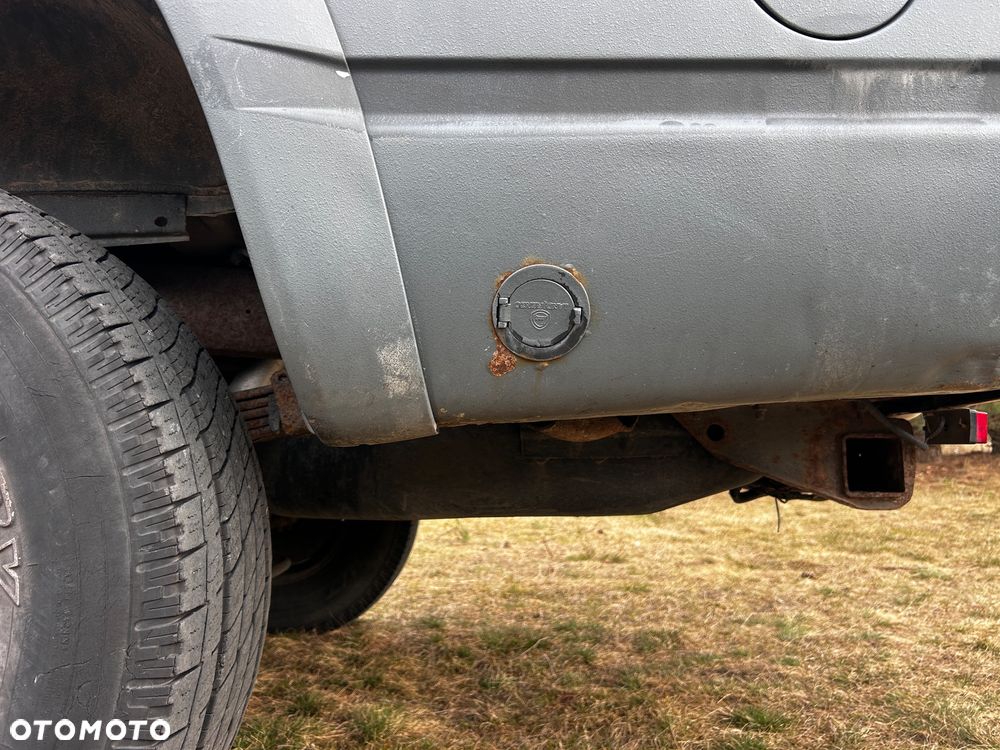 Chevrolet Suburban - 22