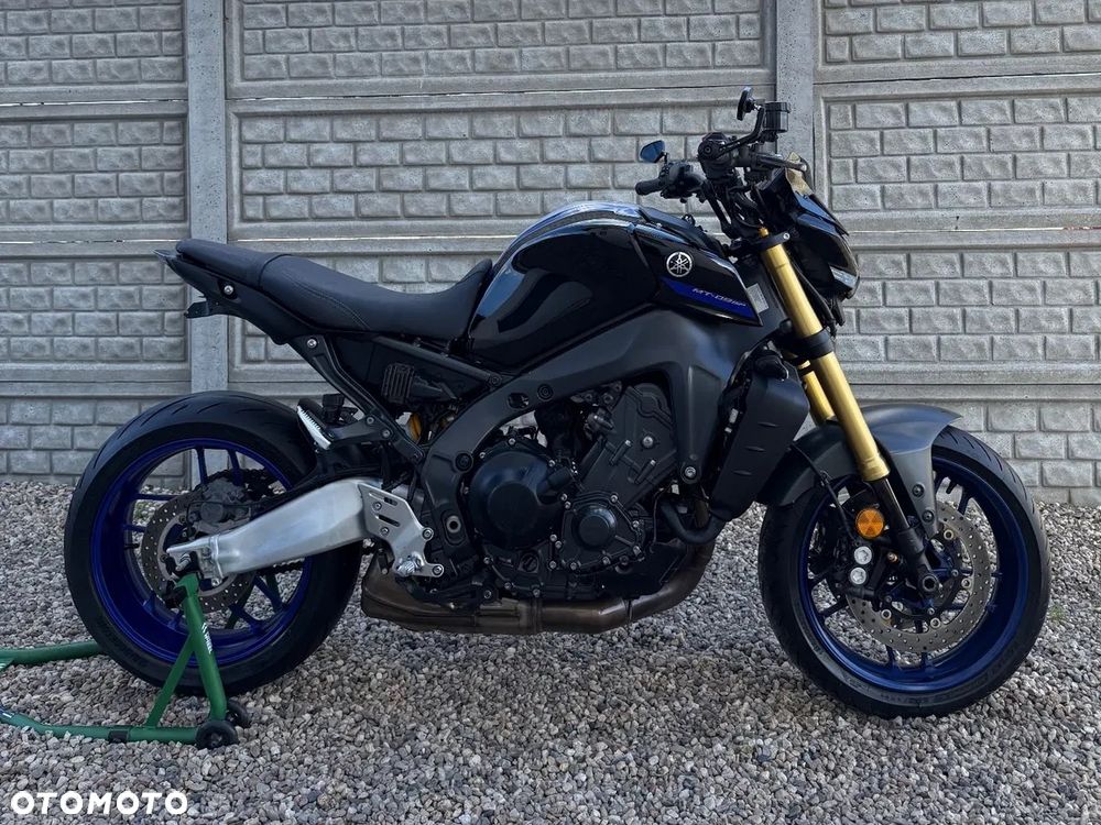 Yamaha MT - 2