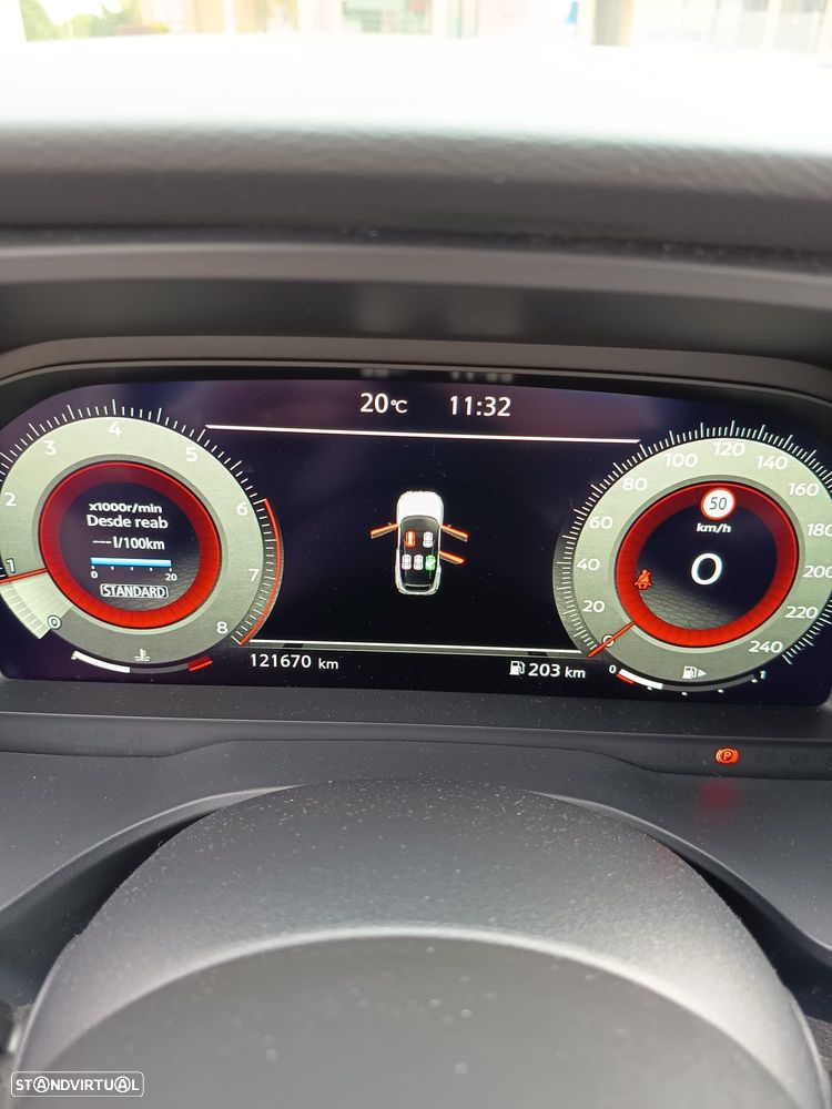 Nissan Qashqai 1.3 DIG-T N-Connecta J18 - 16
