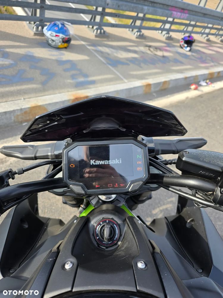 Kawasaki Z 900 - 8