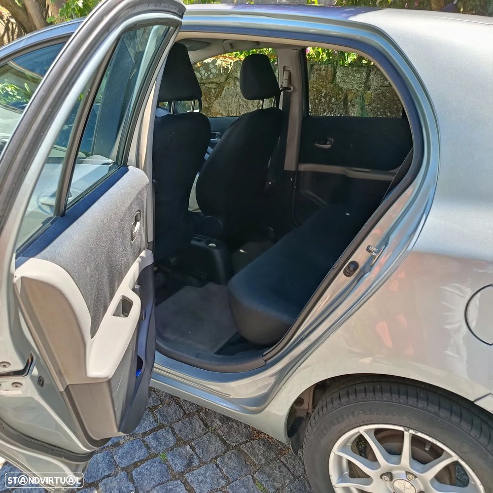 Toyota Yaris 1.4 D-4D Motion - 5