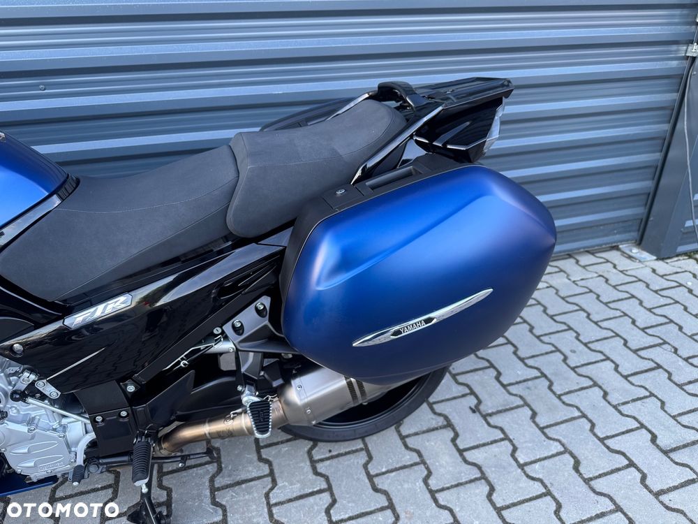 Yamaha FJR - 11