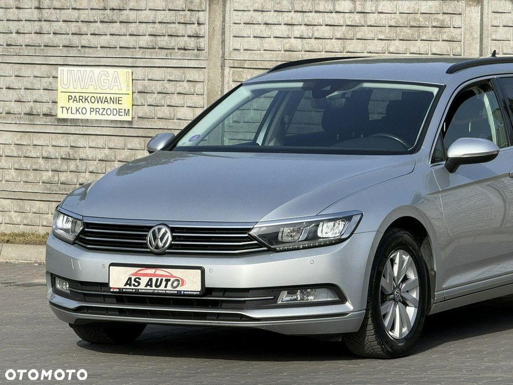 Volkswagen Passat - 28