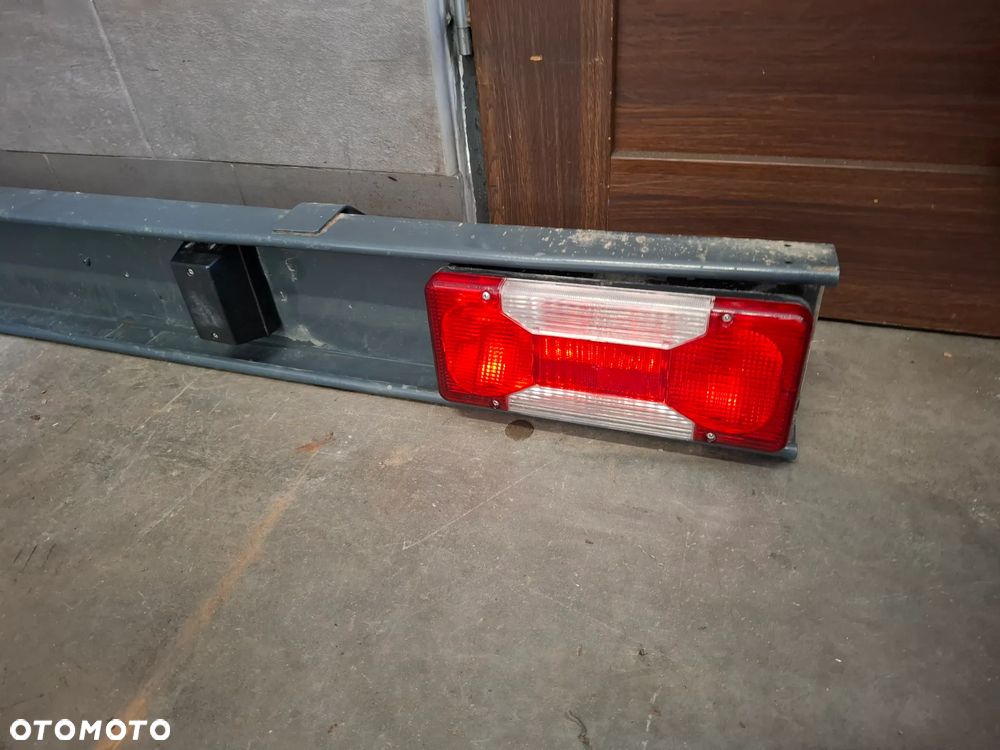 Belka tył zderzak lampy Iveco Daily 2016 rok 3,0 HPI nr 500332454KB - 4