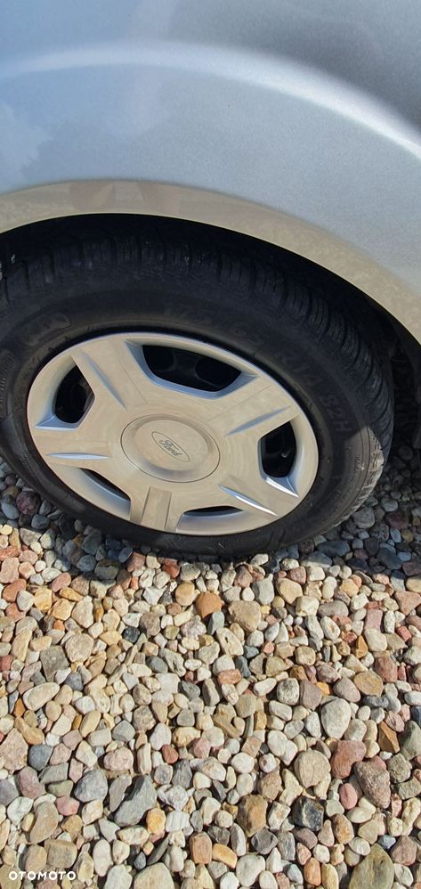 Ford Fiesta 1.25 - 22