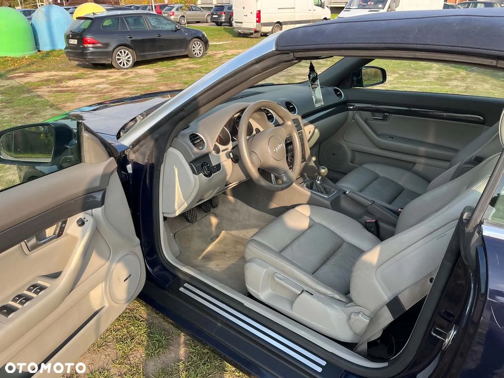 Audi A4 Cabrio - 9