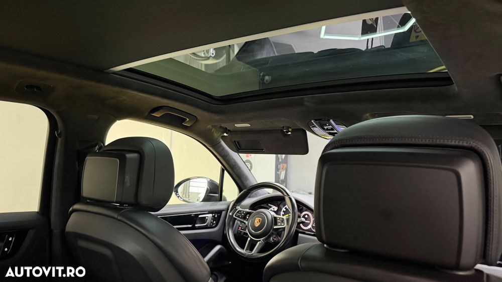 Porsche Cayenne Tiptronic S Platinum Edition - 27