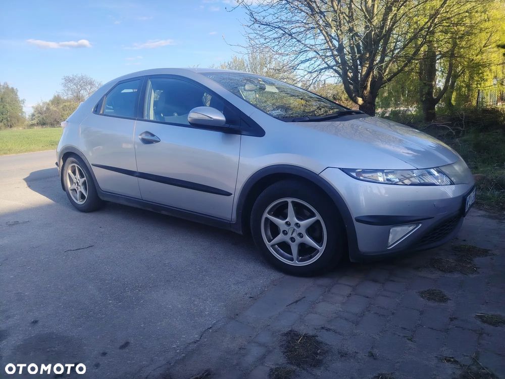Honda Civic 1.8 Comfort - 1