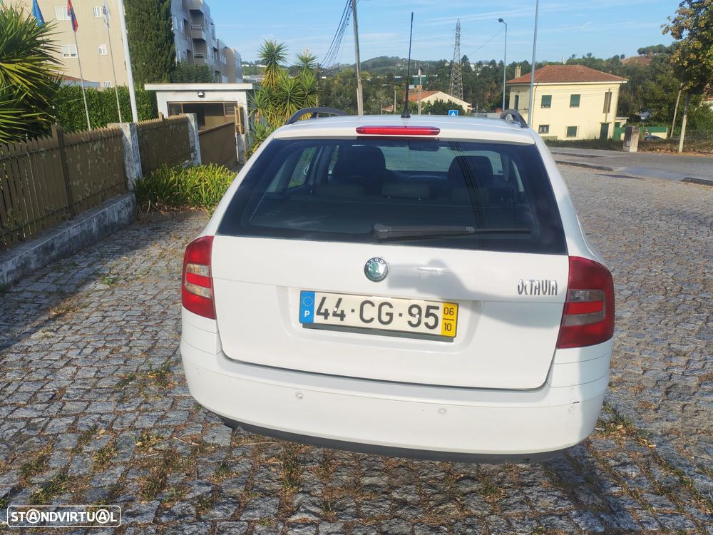 Skoda Octavia Break - 4
