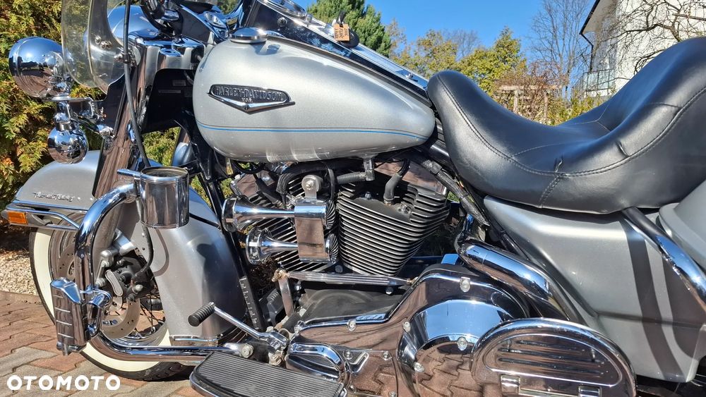 Harley-Davidson Touring Road King - 17