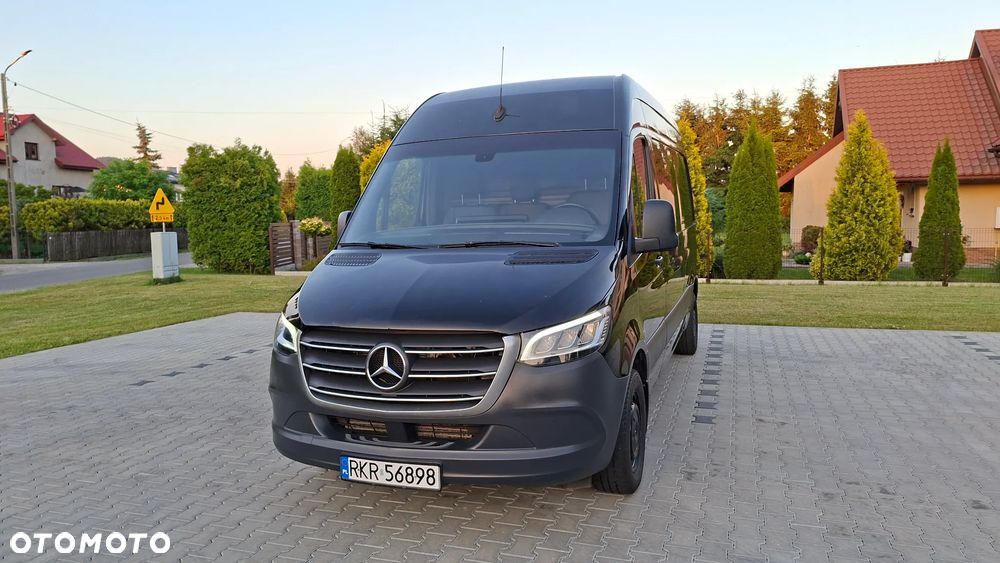 Mercedes-Benz Sprinter - 15