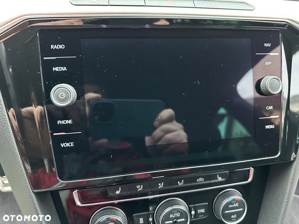 Volkswagen Passat - 15