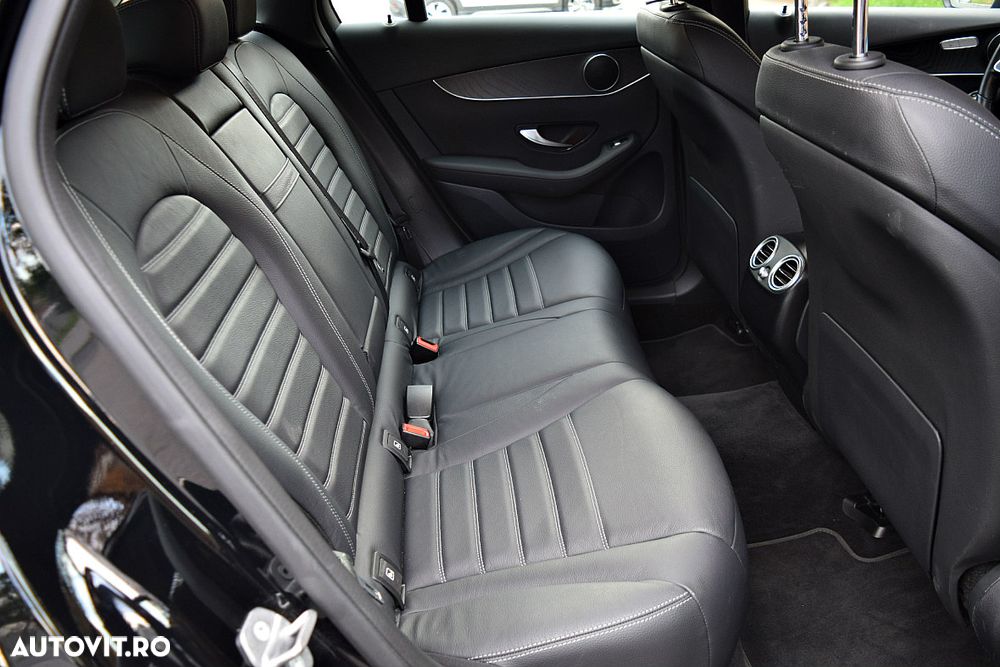 Mercedes-Benz GLC 300 e 4Matic 9G-TRONIC Edition AMG Line - 17