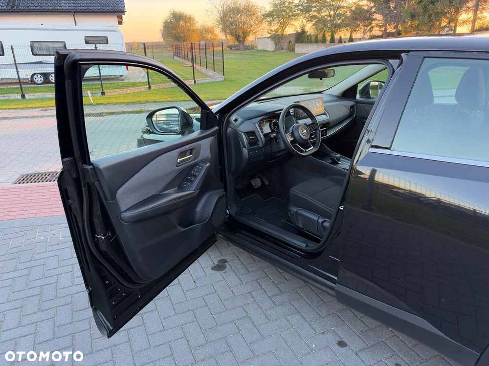 Nissan Qashqai 1.3 DIG-T mHEV Acenta Xtronic - 10
