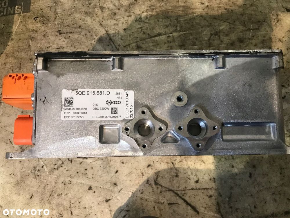MODUŁ STACJA ŁADOWANIA AUDI VW 5QE915681D - 6