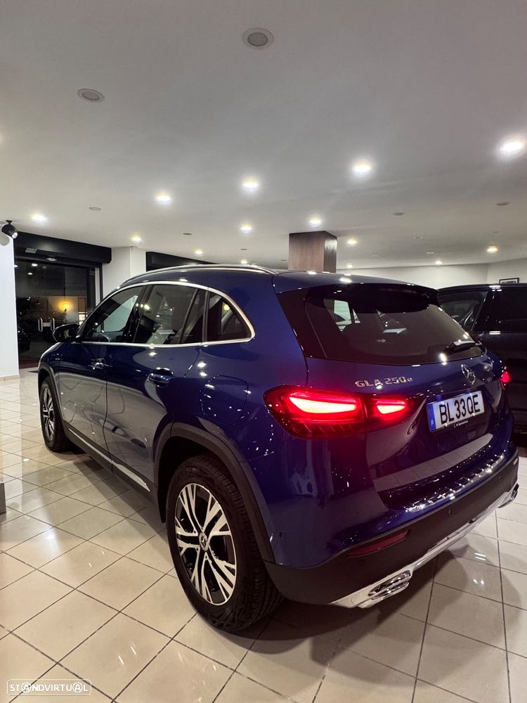 Mercedes-Benz GLA 250 e Progressive - 4