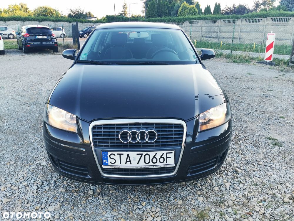 Audi A3 Sportback 1.6 Attraction - 4