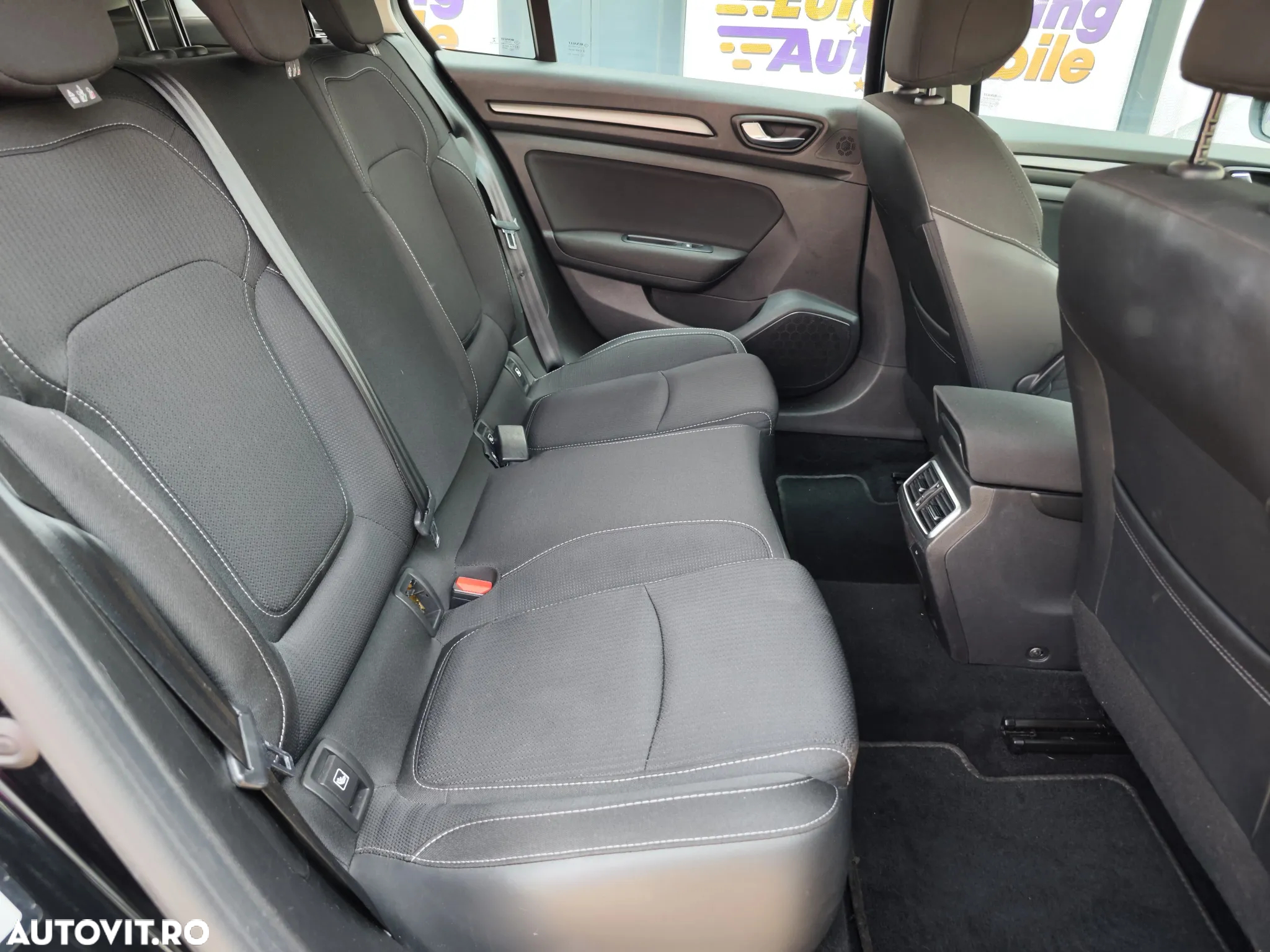Renault Megane Grandtour BLUE dCi 115 EDC BUSINESS EDITION - 24