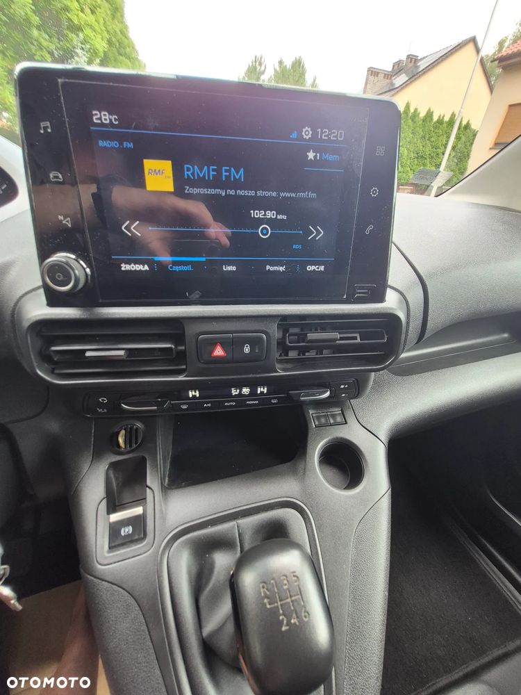 Peugeot Partner  1,5 Diesel 130 KM, Full Bogata Wersja, Faktura 23% - 12