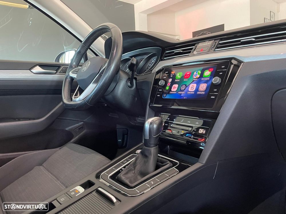 VW Passat Variant 2.0 TDi Business DSG - 8