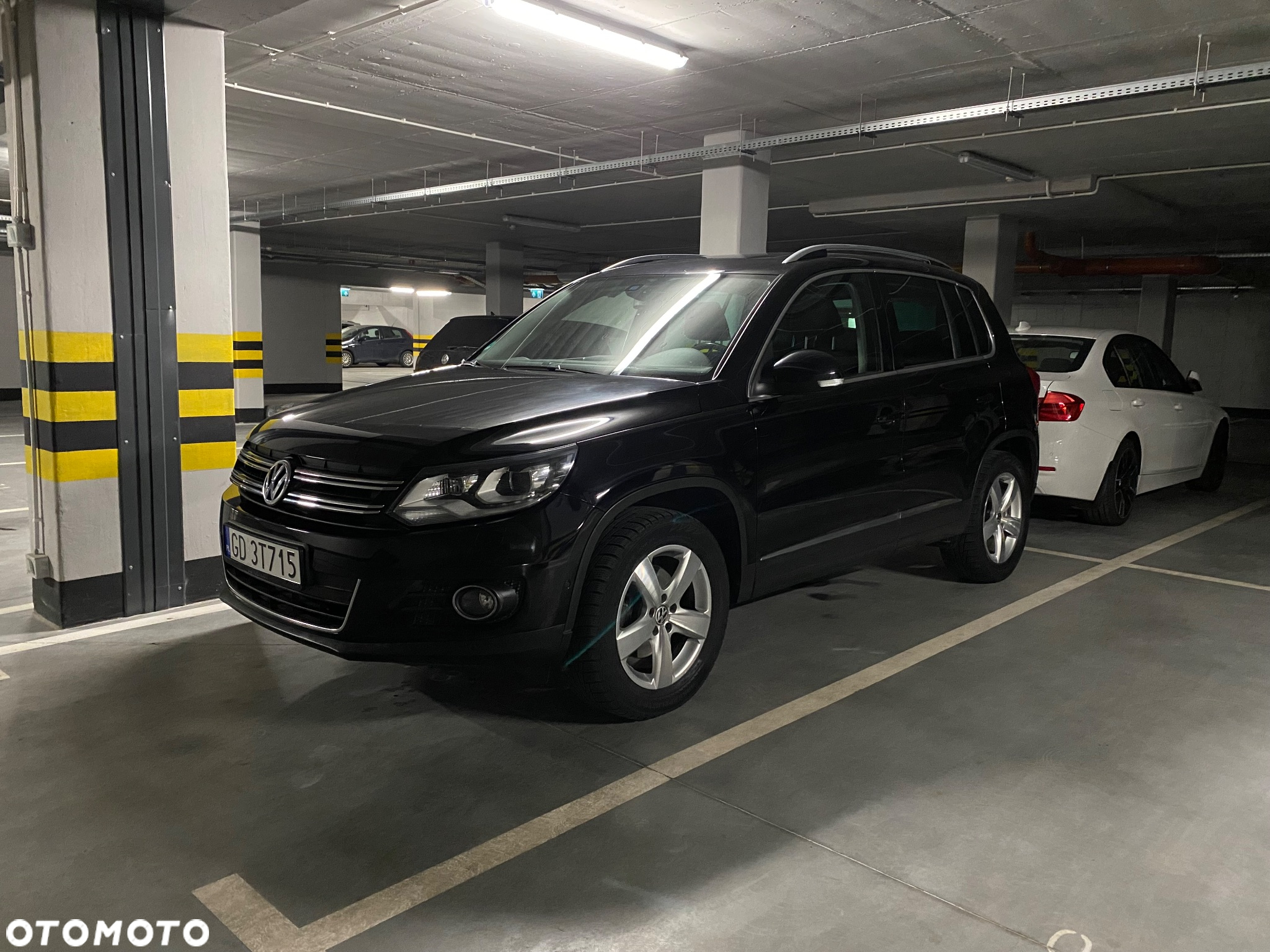 Volkswagen Tiguan 2.0 TDI DPF BlueMotion Technology Exclusive - 18