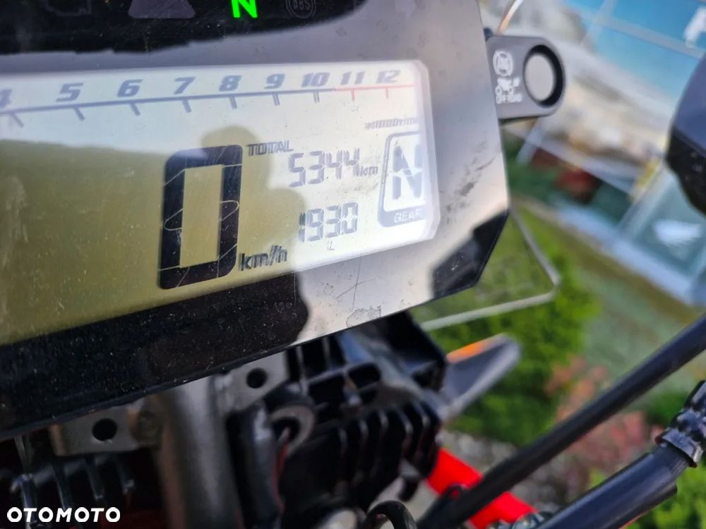 Honda CRF - 4