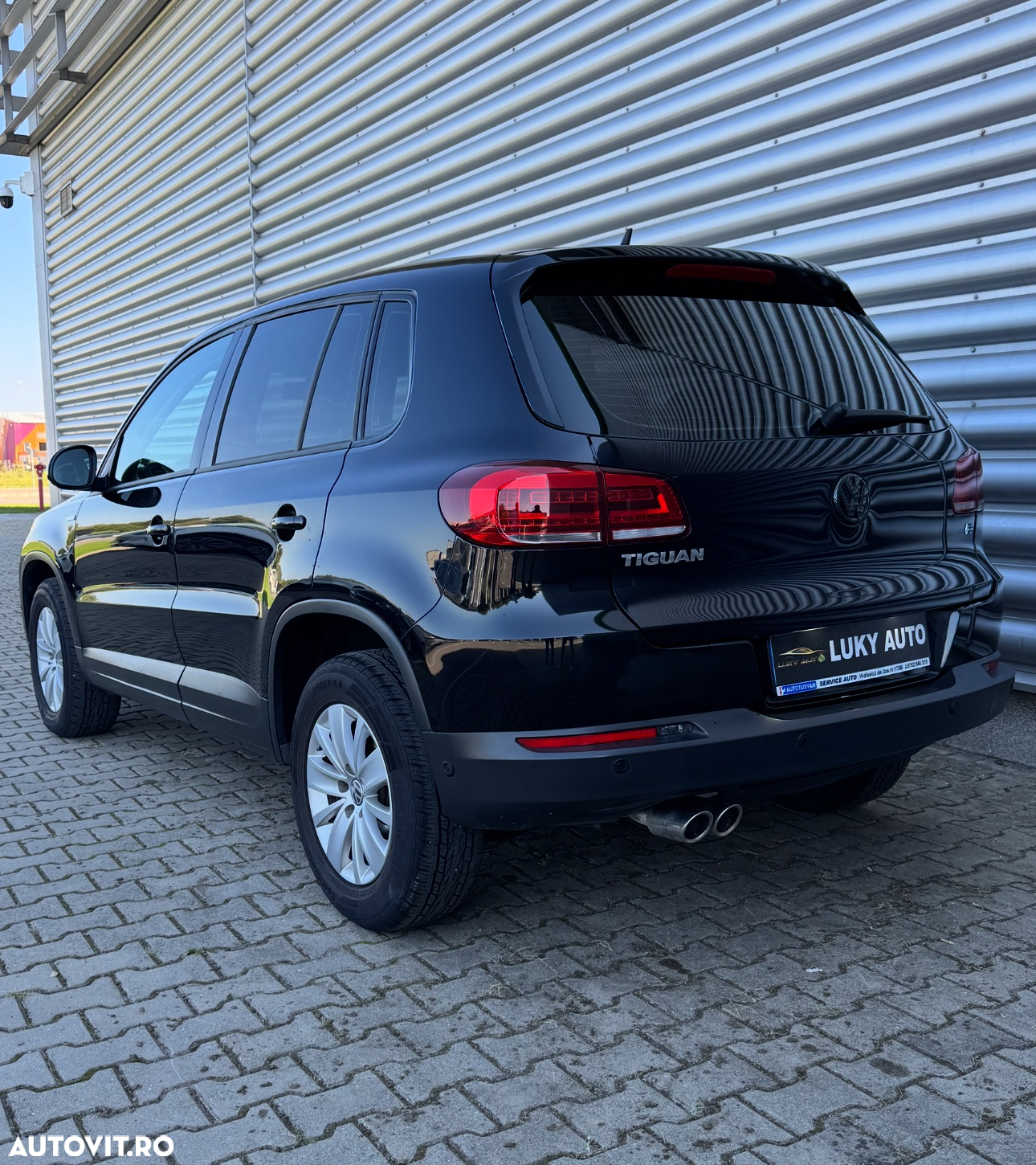 Volkswagen Tiguan - 13