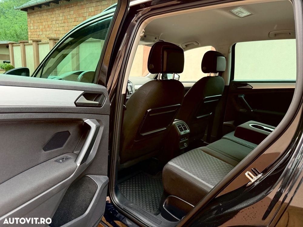 Volkswagen Tiguan - 23