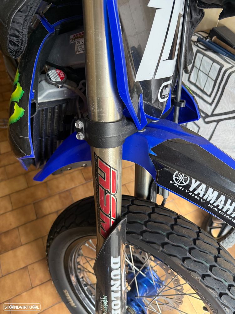 Yamaha YZF - 5
