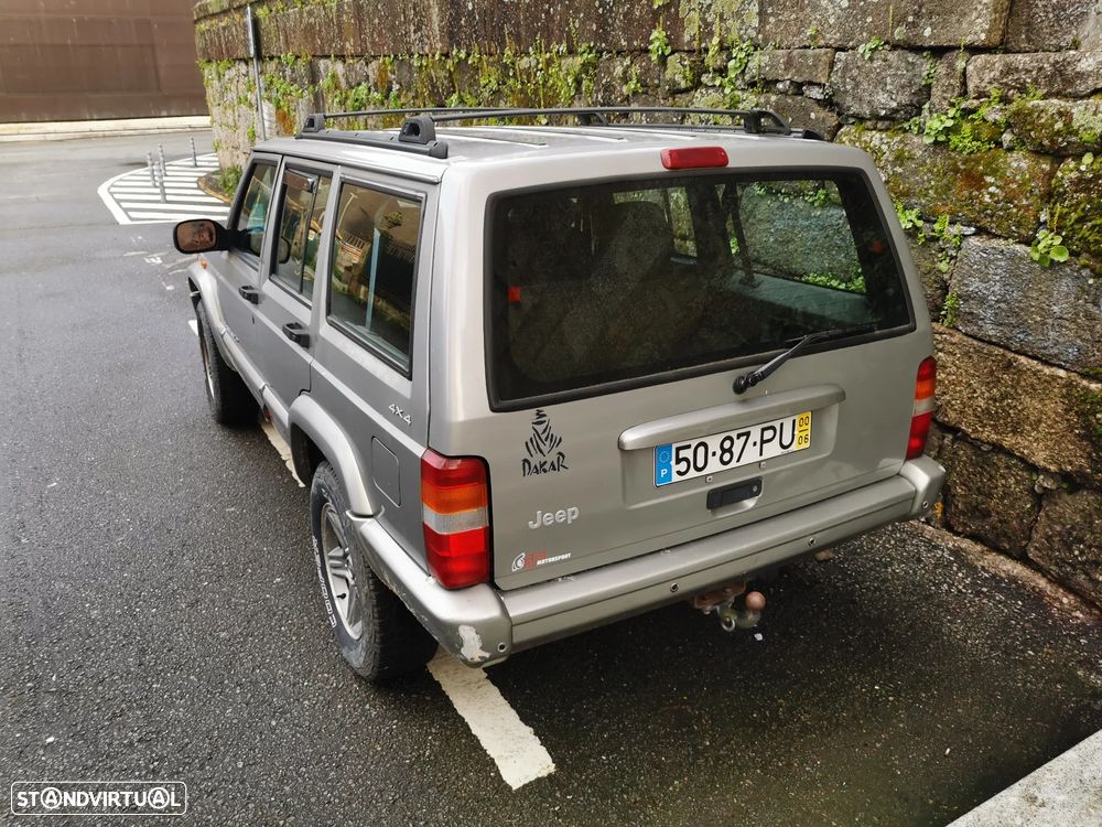 Jeep Cherokee 2.5 TD Classic - 6