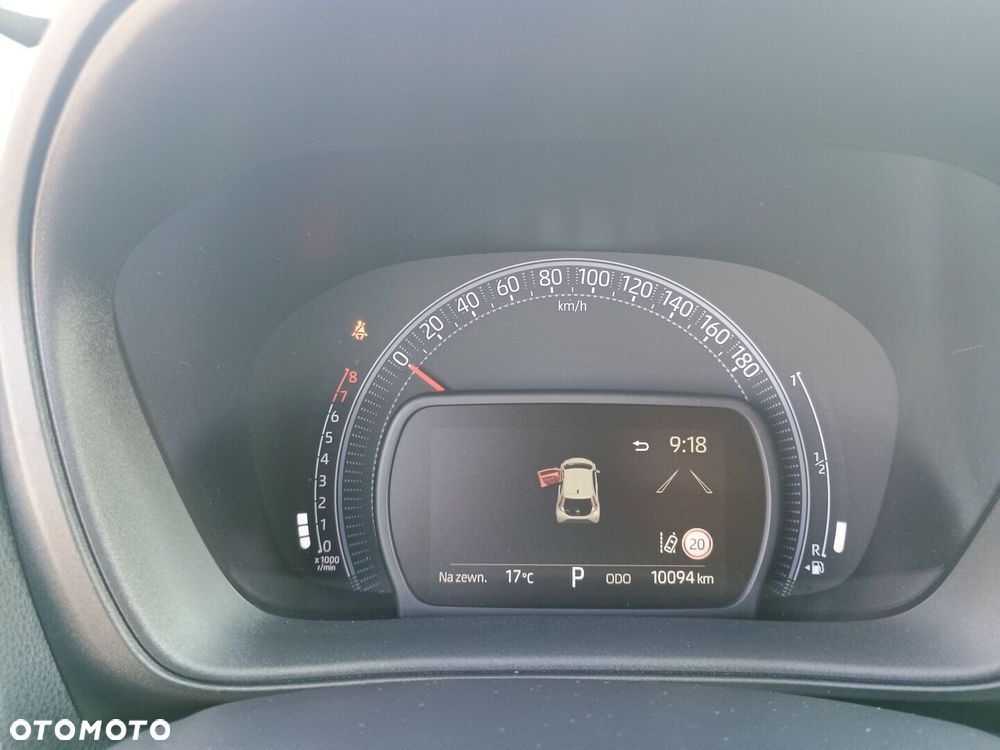 Toyota Aygo X 1.0 VVT-i Style CVT - 24