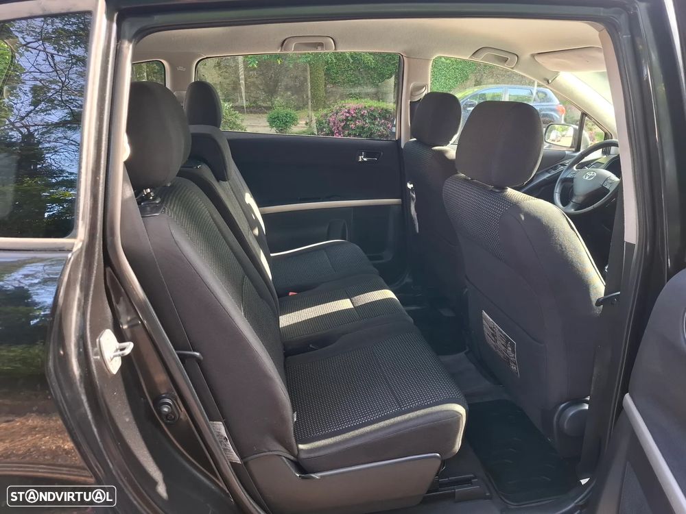 Toyota Corolla Verso 2.2 D-4D Sol - 11