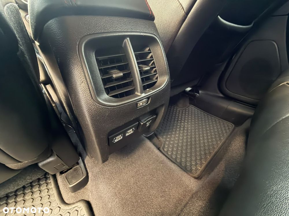 Jeep Cherokee - 20