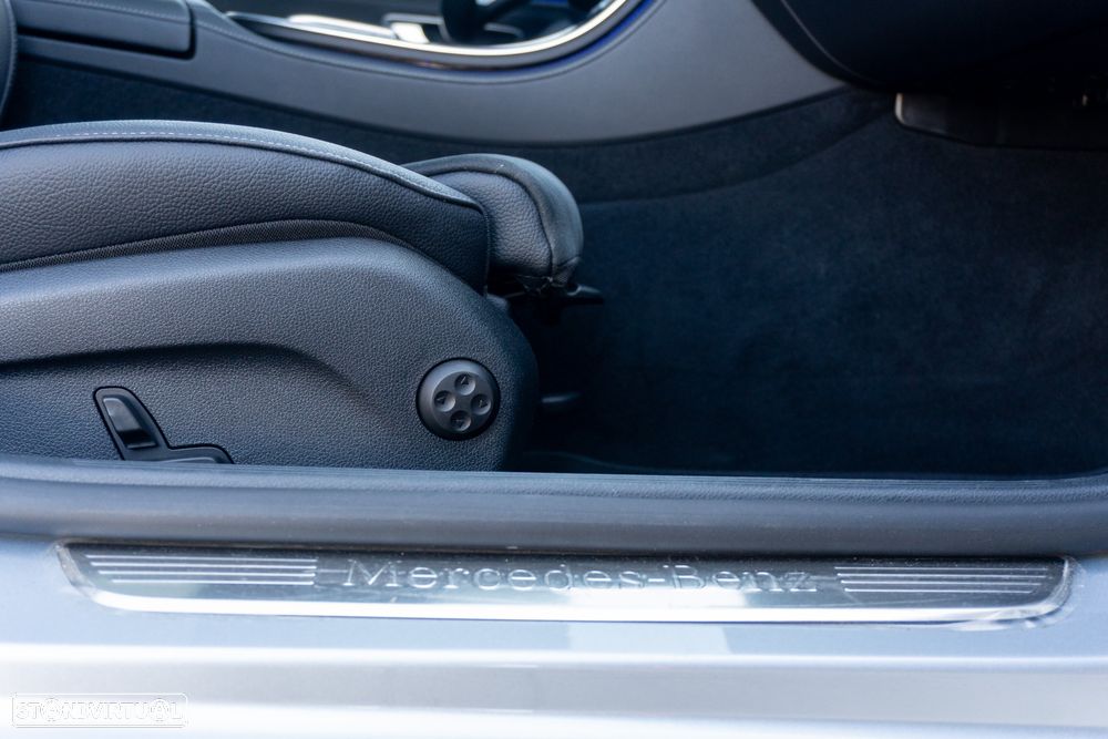 Mercedes-Benz E 300 e Station 9G-TRONIC AMG Line - 33