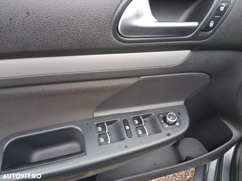 Volkswagen Golf 1.4 TSI DSG Highline - 13