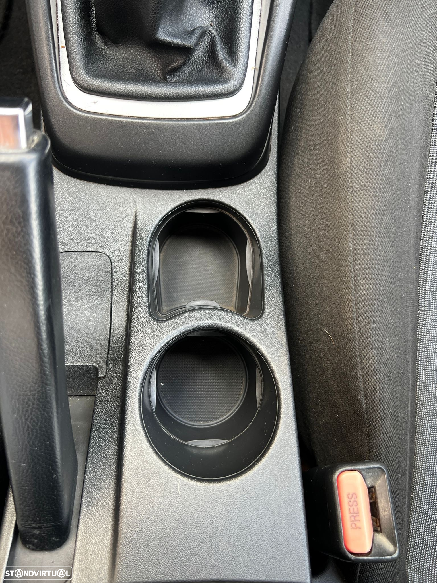 Kia Ceed S Coupé 1.6 CRDi EX - 26