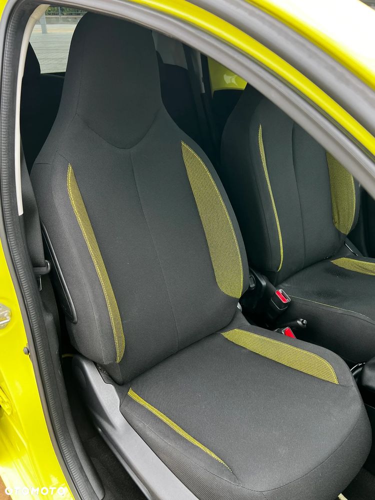 Toyota Aygo x-cite - 20