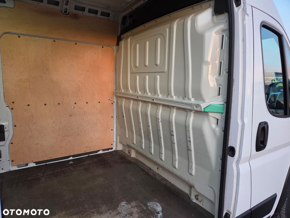 Citroën Jumper 2.2 DIESEL L4H2 - 25