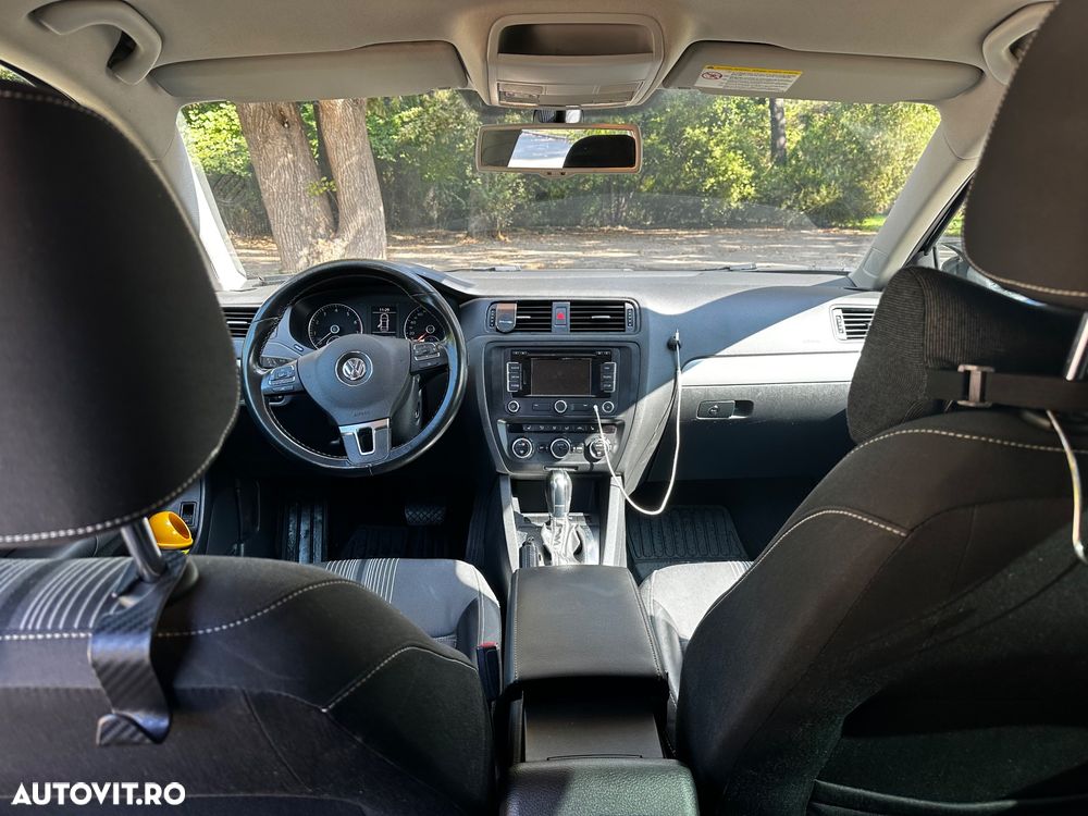 Volkswagen Jetta 1.4 TSI DSG Match - 15