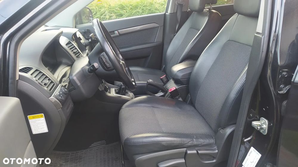 Chevrolet Captiva 2.4 LS - 11
