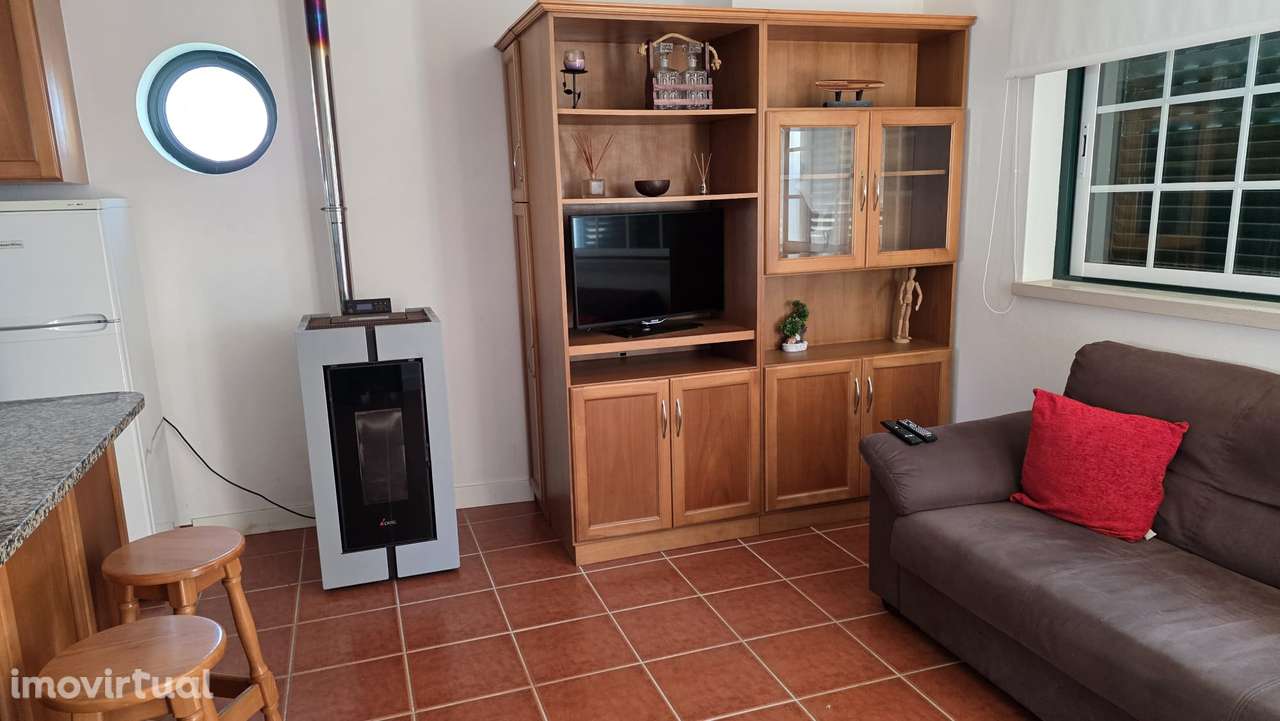 T1 -  no r/c, mobilado e equipado, c/ vista mar em Paredes da Vitória. - Grande imagem: 4/19