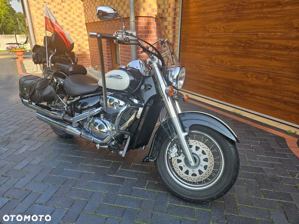Suzuki VL 800 Volusia - 1