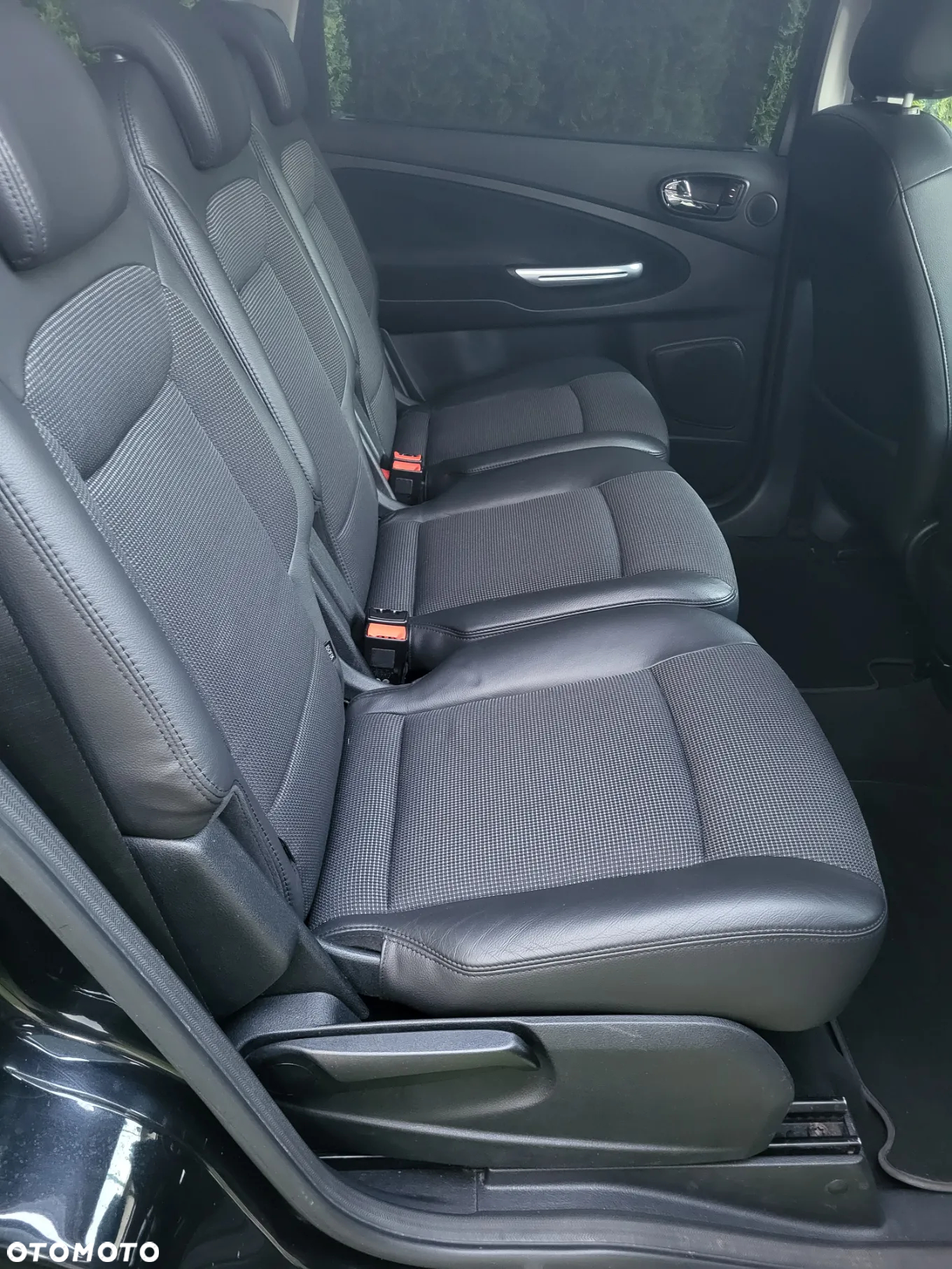 Ford S-Max - 15