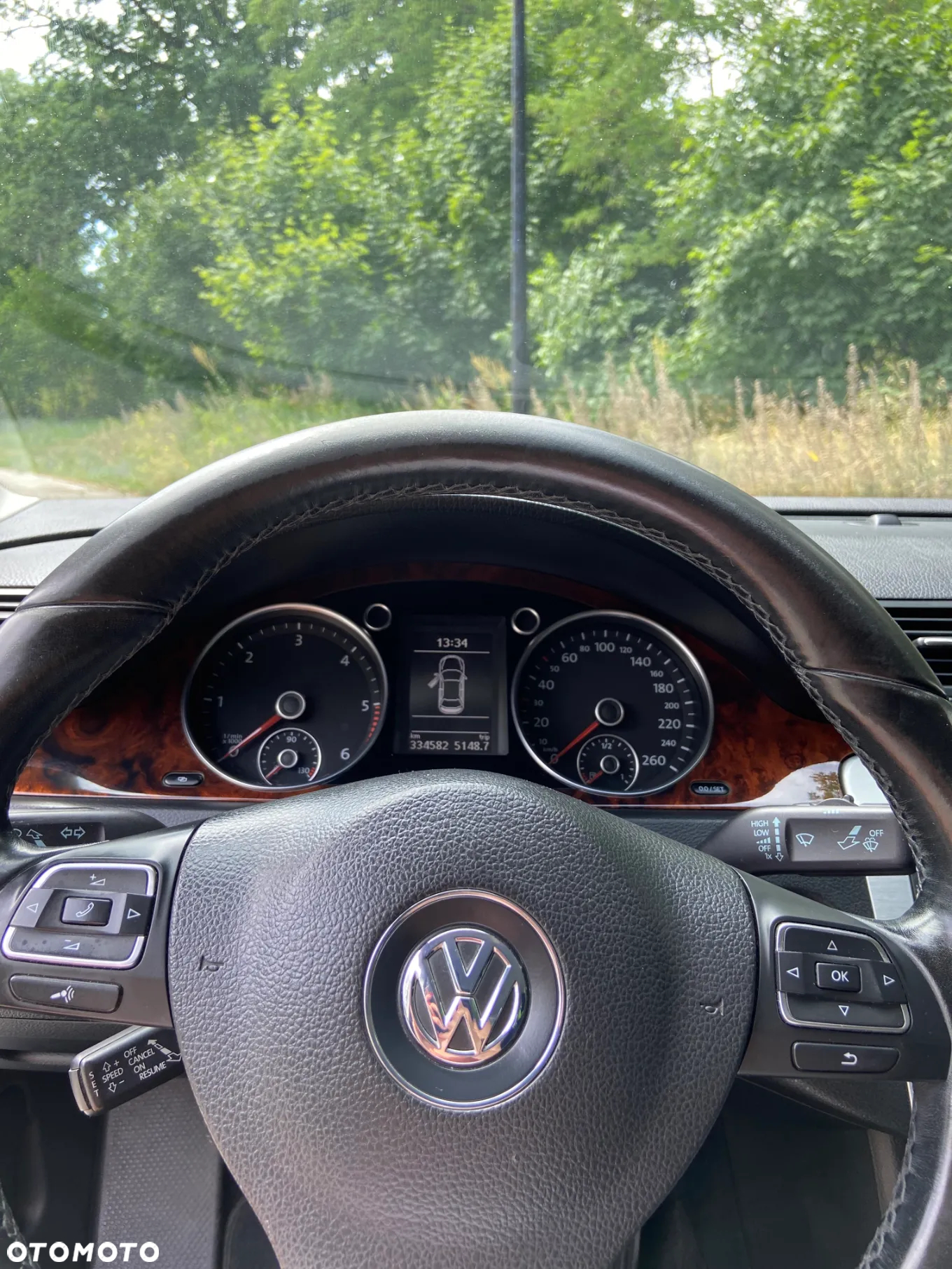 Volkswagen Passat 2.0 TDI Comfortline R-Style - 13