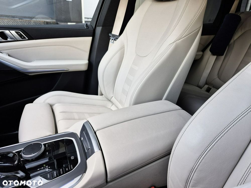 BMW X5 xDrive40d - 39